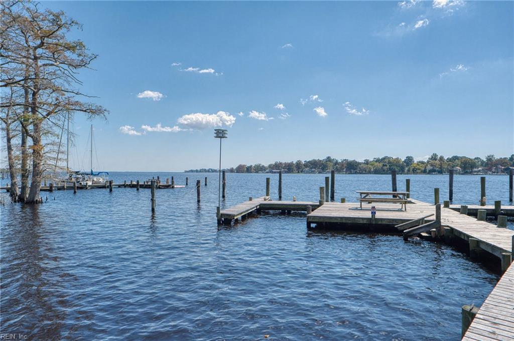 Photo of 7 Gardner Point Drive, Other, NC 99999 (MLS # 10656897)