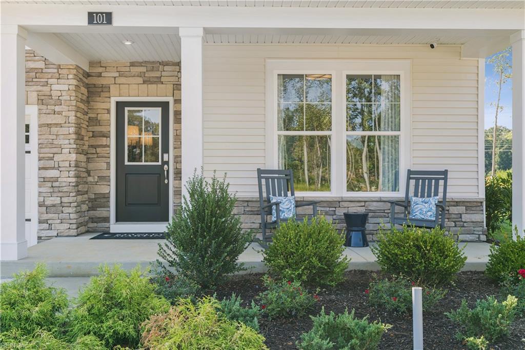Photo of 101 Pisces Drive, Yorktown, VA 23693 (MLS # 10654134)