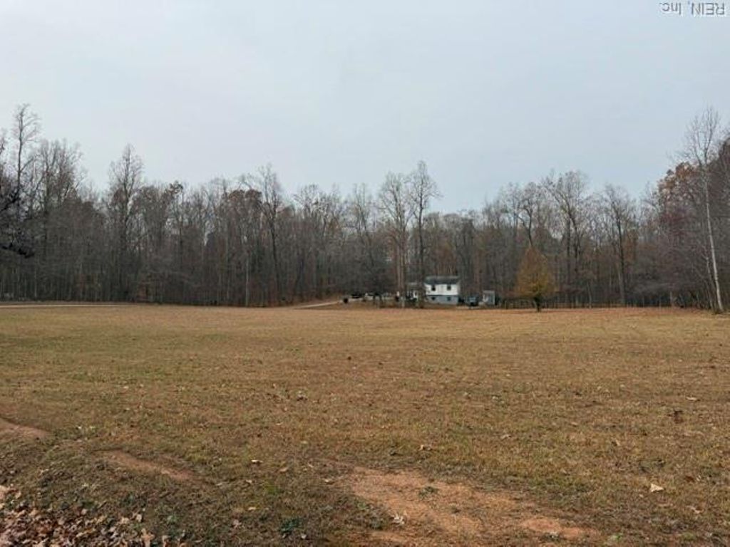 Photo of 2829 Winningham Road, Crewe, VA 23930 (MLS # 10611345)