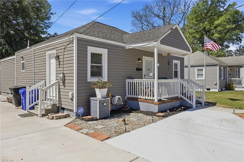 Photo of 28 Woodland Street, Portsmouth, VA 23702 (MLS # 10633275)