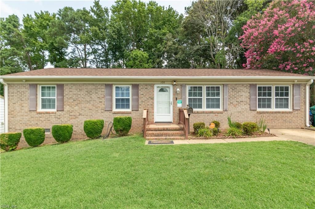 108 Sylvia Lane, Newport News, VA, 23602
