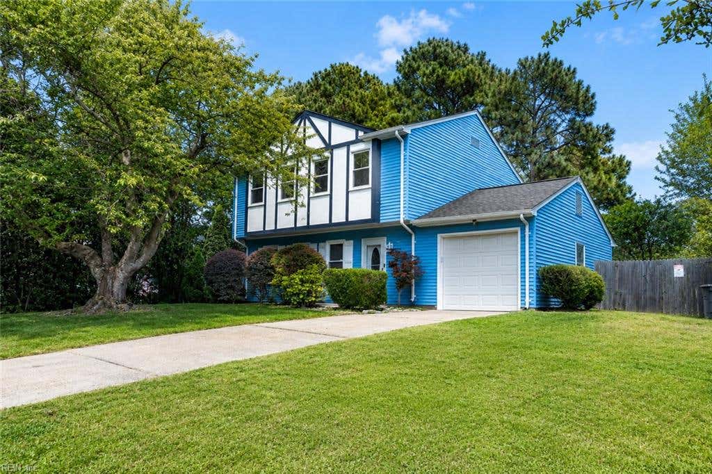 Photo of 33 Edgemont Drive, Hampton, VA 23666 (MLS # 10648389)