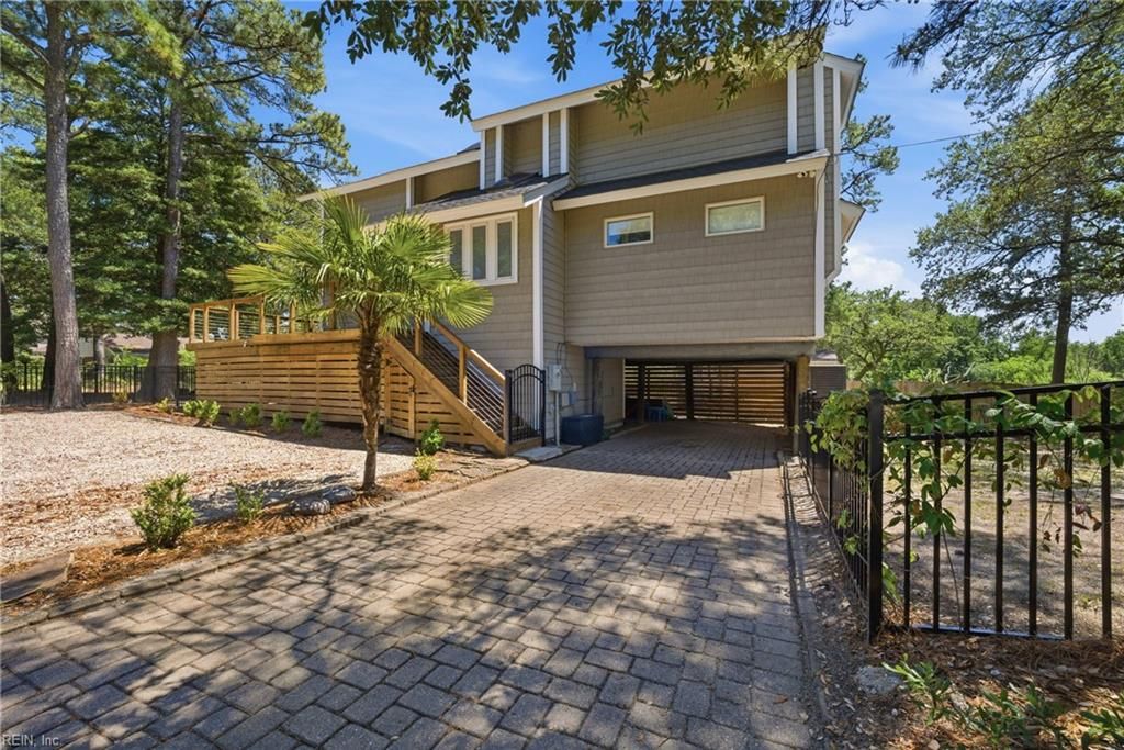 Photo of 2709 Poinciana Drive, Virginia Beach, VA 23451 (MLS # 10634336)