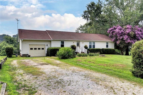 Photo of 129 Mirror Lake Drive, Williamsburg, VA 23188 (MLS # 10644661)