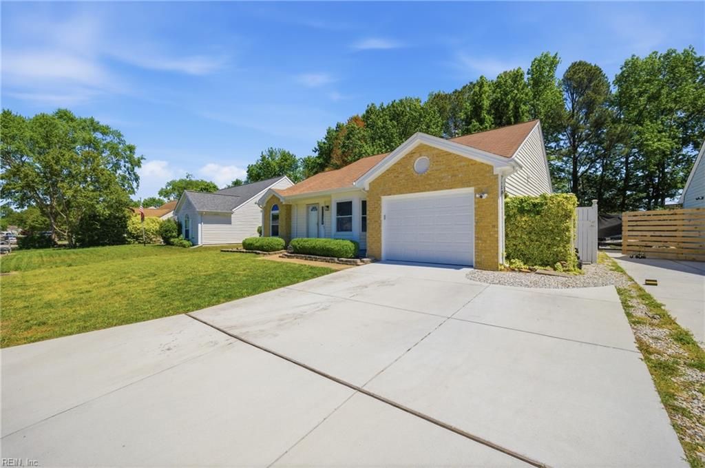Photo of 1792 Pathfinder Drive, Virginia Beach, VA 23454 (MLS # 10632100)