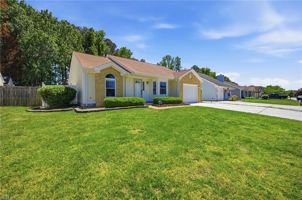 Photo of 1792 Pathfinder Drive, Virginia Beach, VA 23454 (MLS # 10632100)