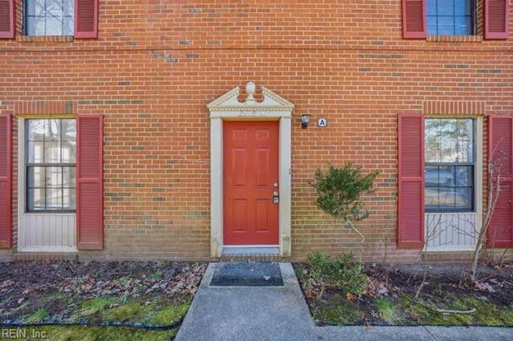 Photo of 393 Jury Lane, Newport News, VA 23608 (MLS # 10627535)