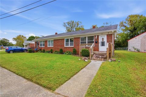 Photo of 3 Shelby Street, Portsmouth, VA 23701 (MLS # 10608328) Photo of 3 Shelby Street, Portsmouth, VA 23701 (MLS # 10608328)