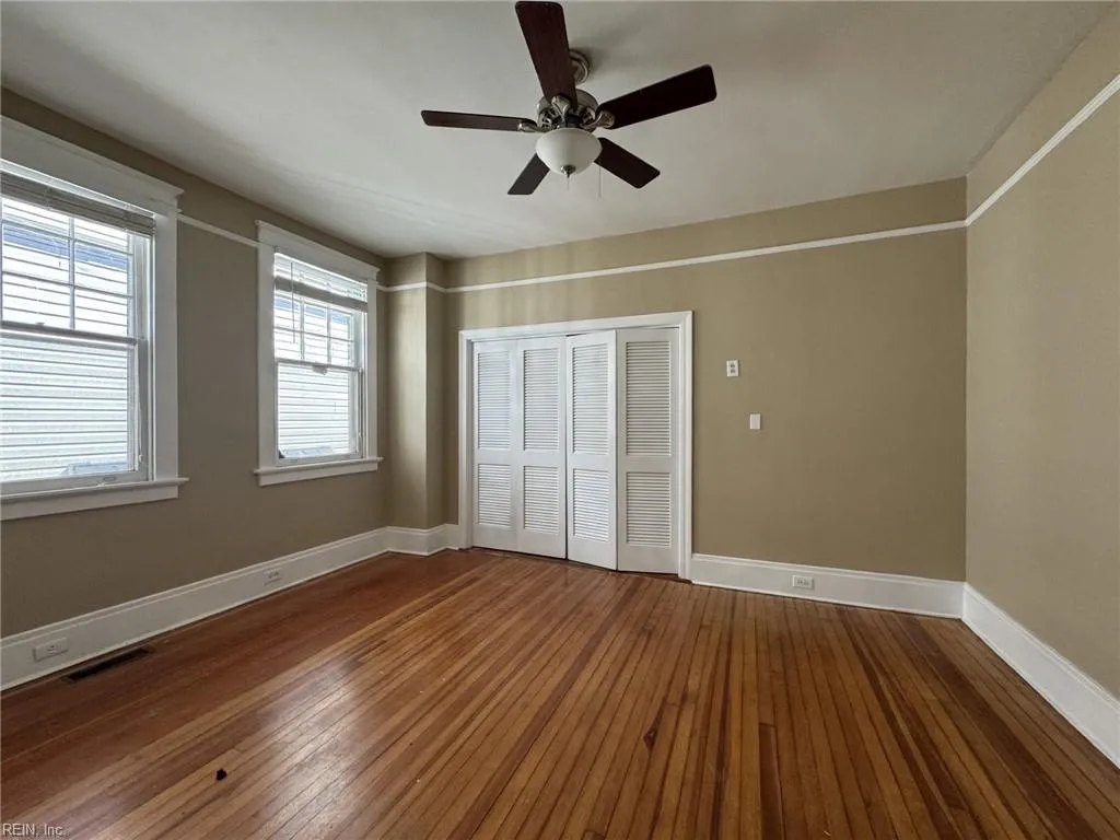 Norfolk, Virginia 23507, United States, 5 Bedrooms Bedrooms, ,3 BathroomsBathrooms,Residential,Pending,79693