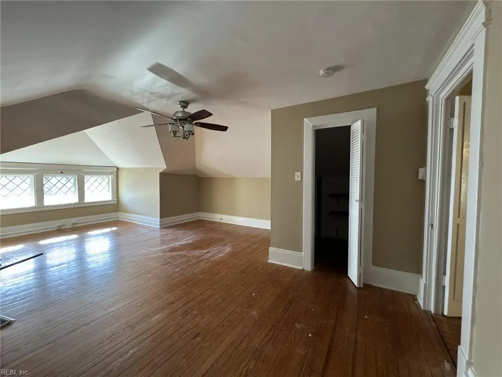 Norfolk, Virginia 23507, United States, 5 Bedrooms Bedrooms, ,3 BathroomsBathrooms,Residential,Pending,79693