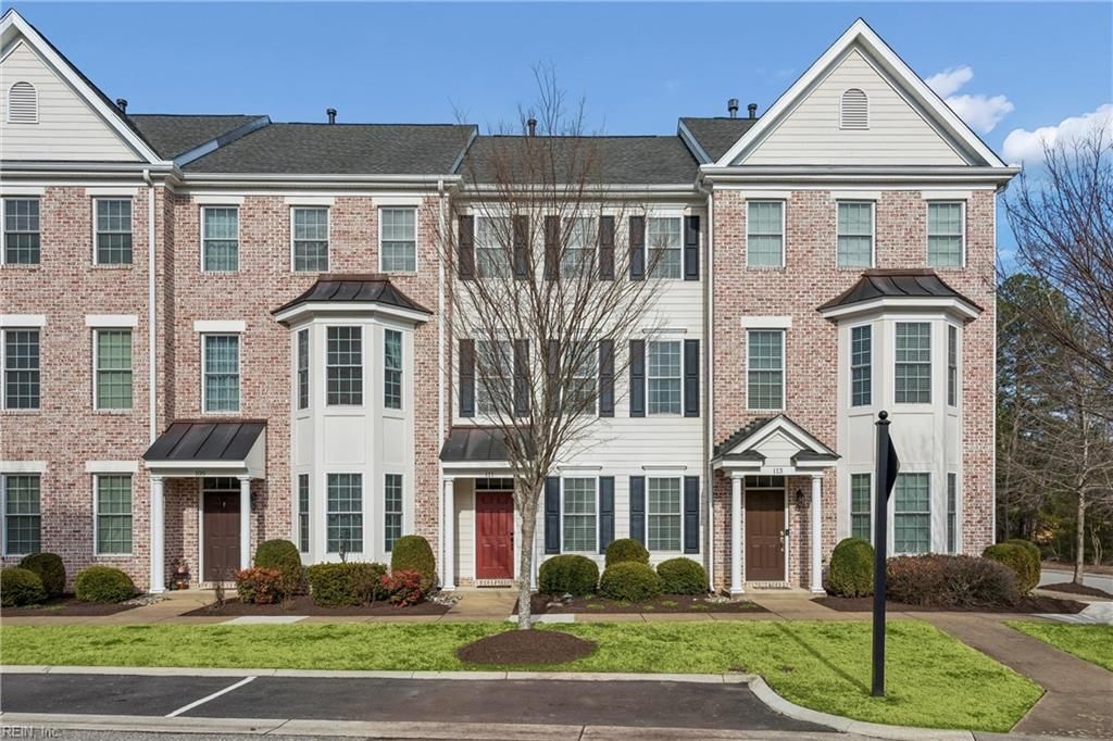 Photo of 111 Laydon Way, Yorktown, VA 23692 (MLS # 10624085)