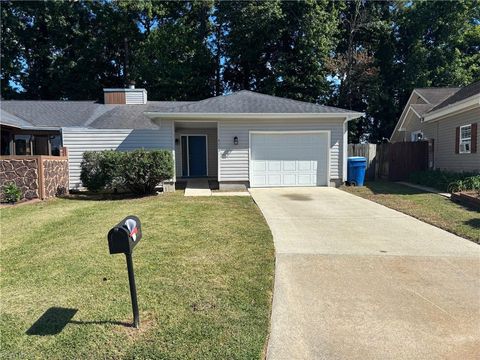 4113 Smokey Lake DR Virginia Beach VA 23462