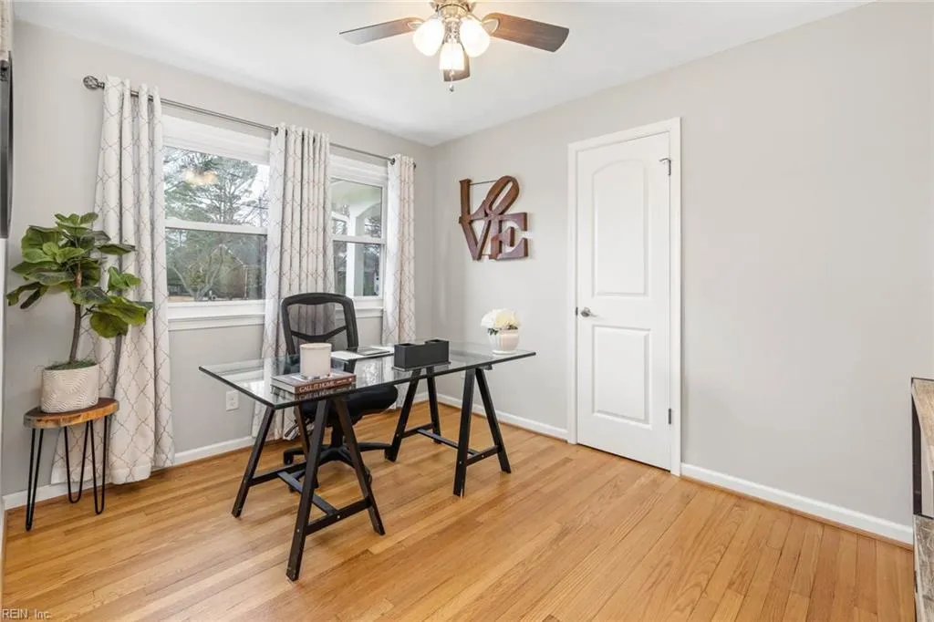 Virginia Beach, Virginia 23455, United States, 3 Bedrooms Bedrooms, ,2 BathroomsBathrooms,Residential,Pending,83394