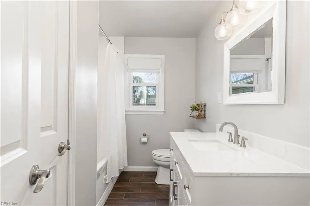 Virginia Beach, Virginia 23455, United States, 3 Bedrooms Bedrooms, ,2 BathroomsBathrooms,Residential,Pending,83394