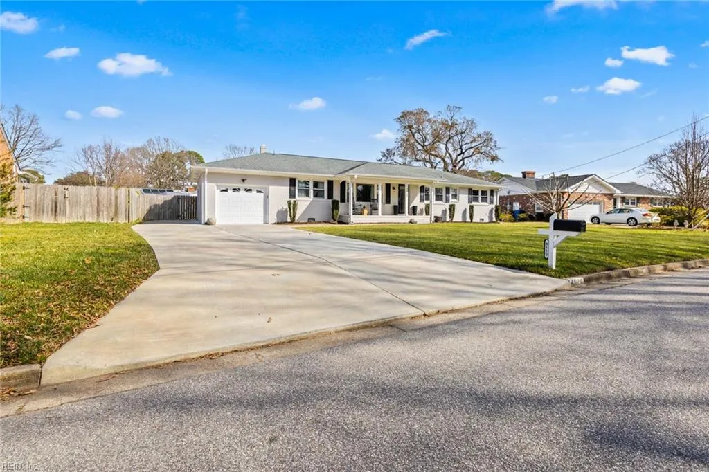 Virginia Beach, Virginia 23455, United States, 3 Bedrooms Bedrooms, ,2 BathroomsBathrooms,Residential,Pending,83394