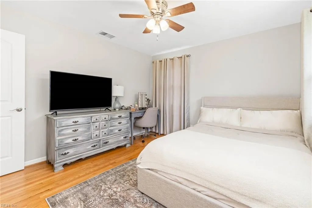 Virginia Beach, Virginia 23455, United States, 3 Bedrooms Bedrooms, ,2 BathroomsBathrooms,Residential,Pending,83394