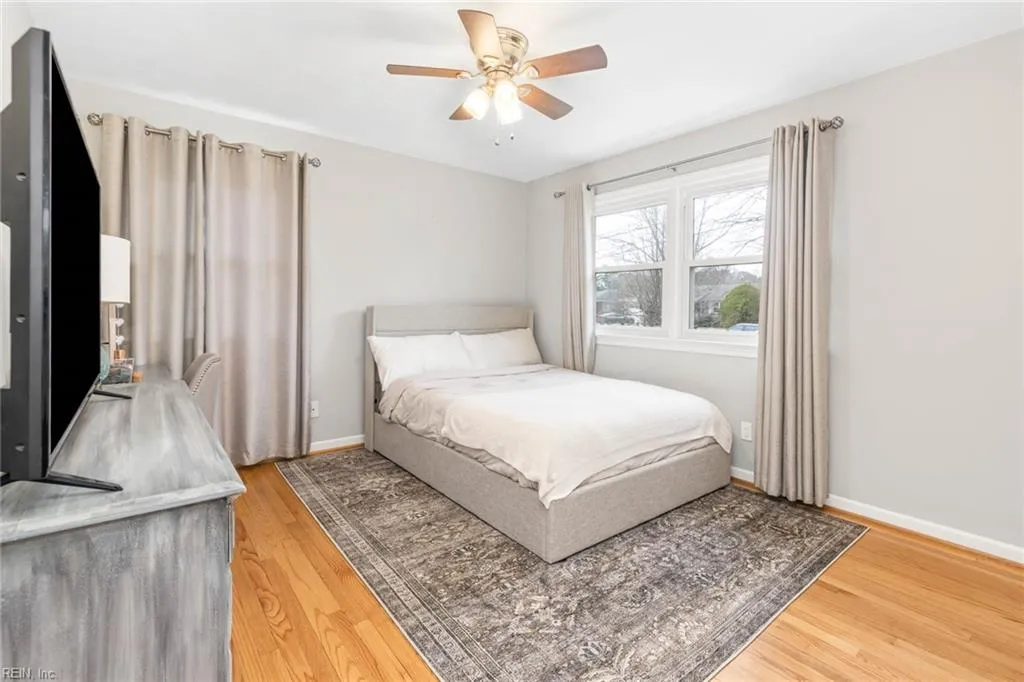 Virginia Beach, Virginia 23455, United States, 3 Bedrooms Bedrooms, ,2 BathroomsBathrooms,Residential,Pending,83394