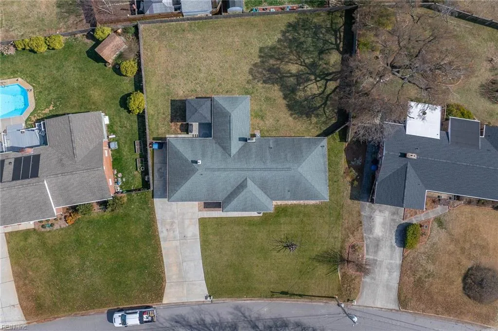 Virginia Beach, Virginia 23455, United States, 3 Bedrooms Bedrooms, ,2 BathroomsBathrooms,Residential,Pending,83394