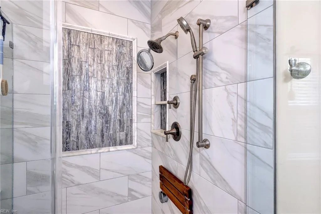 Williamsburg, Virginia 23188, United States, 4 Bedrooms Bedrooms, ,3 BathroomsBathrooms,Residential,Active,189364