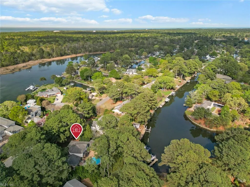 Virginia Beach, Virginia 23451, United States, 5 Bedrooms Bedrooms, ,4 BathroomsBathrooms,Residential,Pending,108396