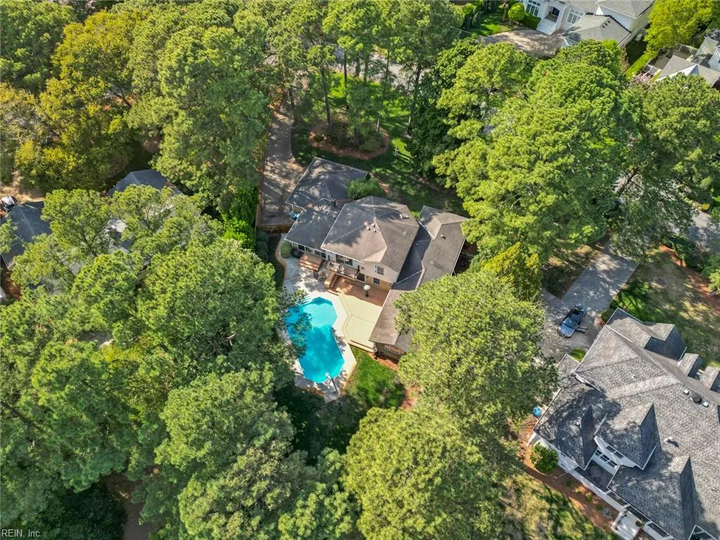 Virginia Beach, Virginia 23451, United States, 5 Bedrooms Bedrooms, ,4 BathroomsBathrooms,Residential,Pending,108396