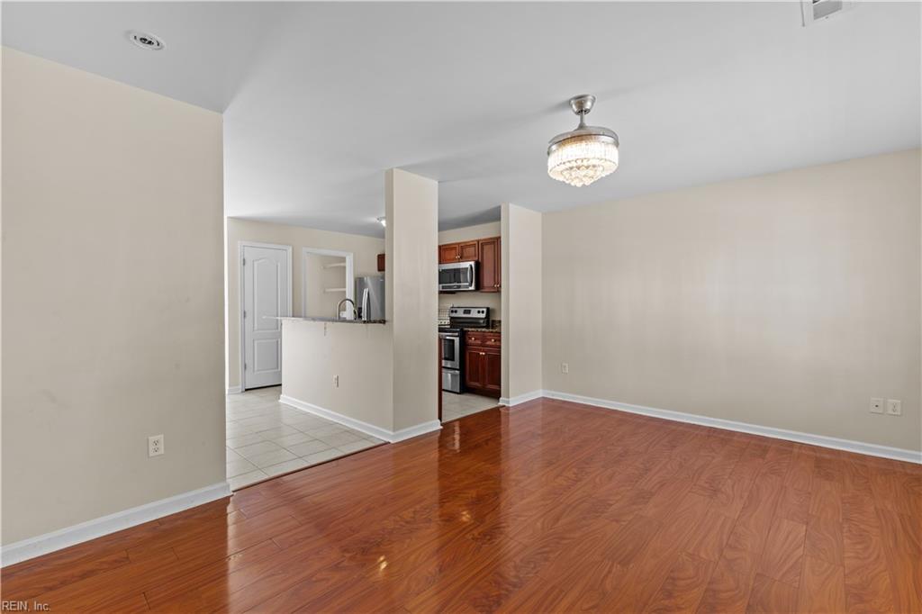 515 Battery AVE