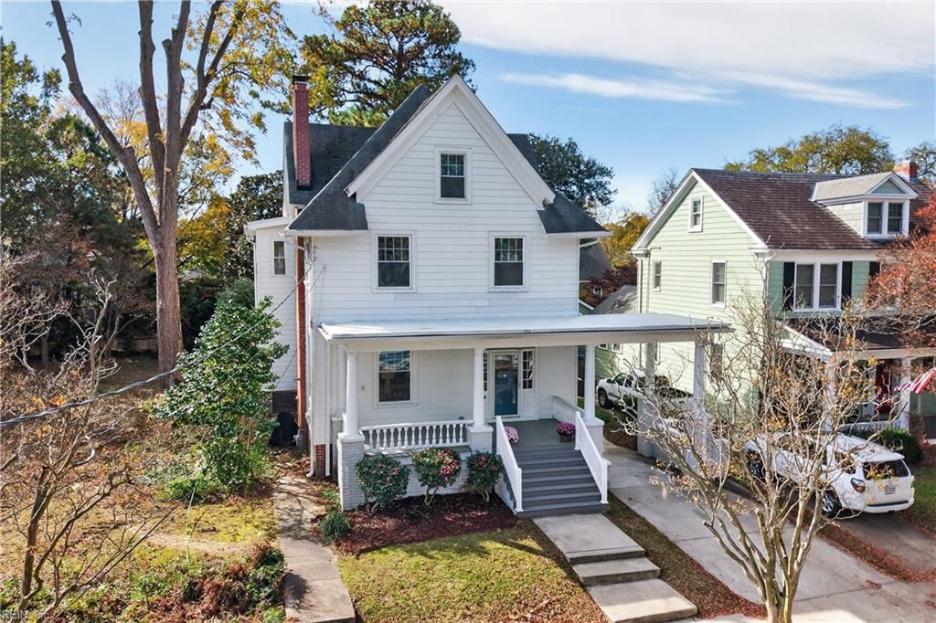 Photo of 1219 Manchester Avenue, Norfolk, VA 23508 (MLS # 10609343)