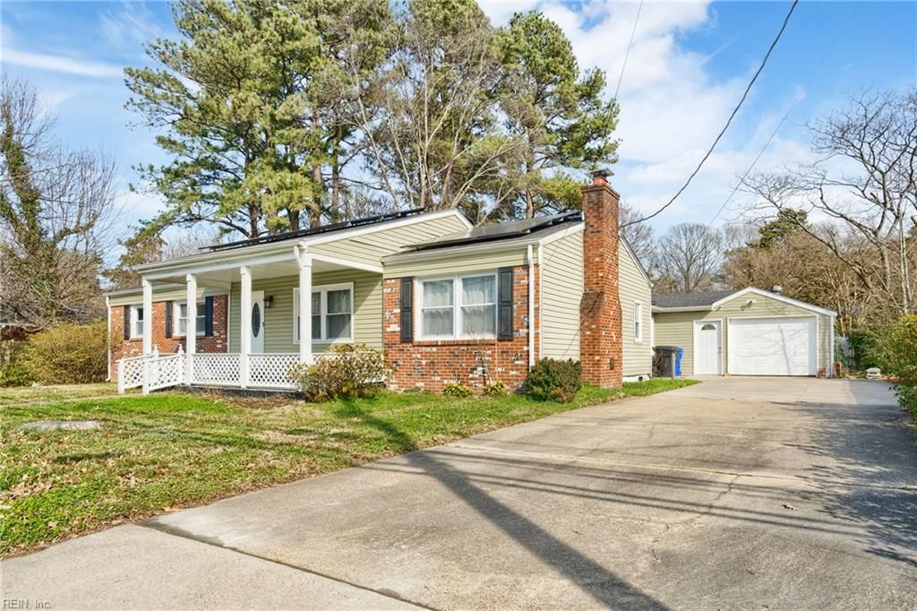 Photo of 556 S Rosemont Road, Virginia Beach, VA 23452 (MLS # 10623680)