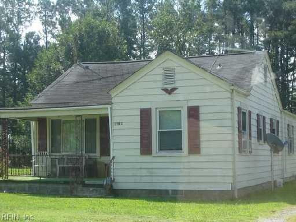 Photo of 3313 Holland Rd Road, Suffolk, VA 23434 (MLS # 10631871)
