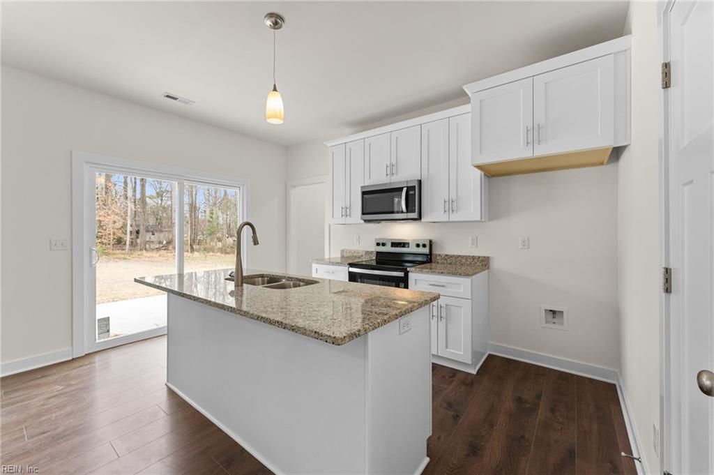 Photo of 8986 Marlfield Drive, Gloucester, VA 23061 (MLS # 10627157)