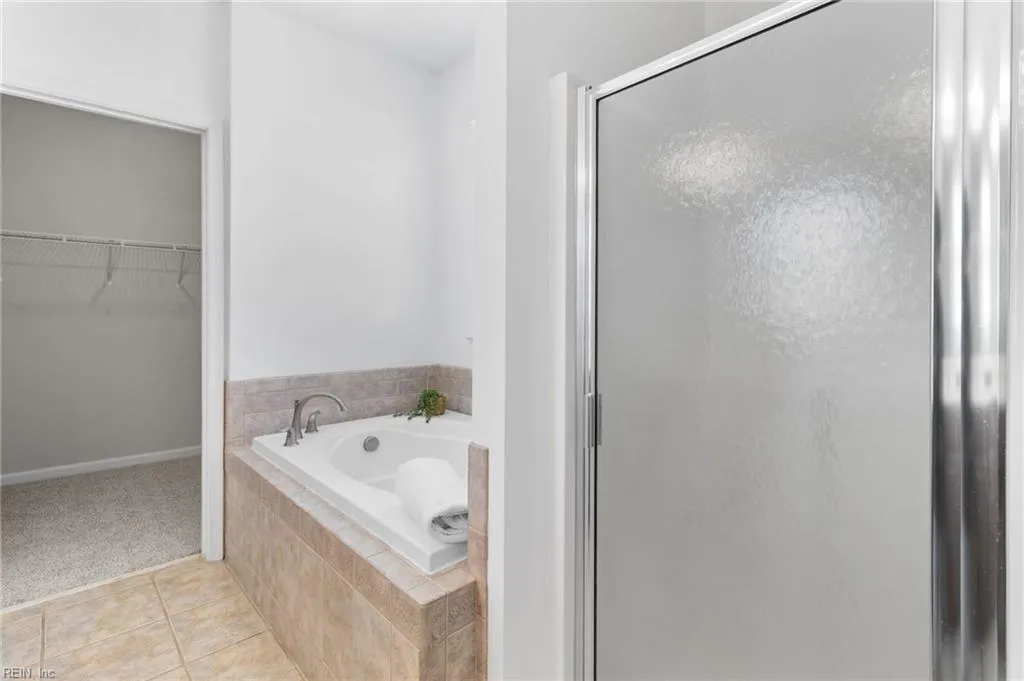 Newport News, Virginia 23602, United States, 3 Bedrooms Bedrooms, ,2 BathroomsBathrooms,Residential,Pending,112216