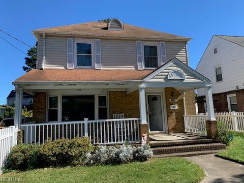 Photo of 1620 Roanoke Avenue, Newport News, VA 23607 (MLS # 10606564)