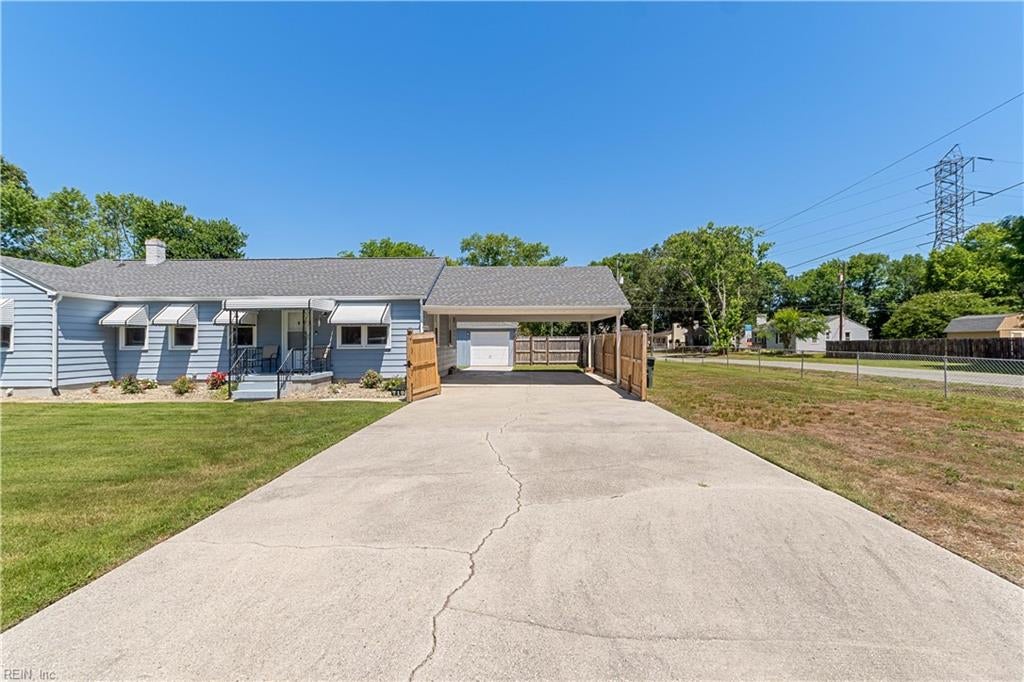 Photo of 719 Paul Street, Newport News, VA 23605 (MLS # 10650897)