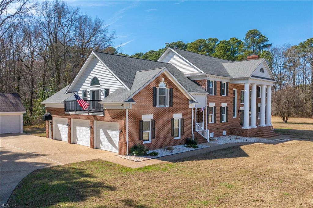 225 Arrowfield RD