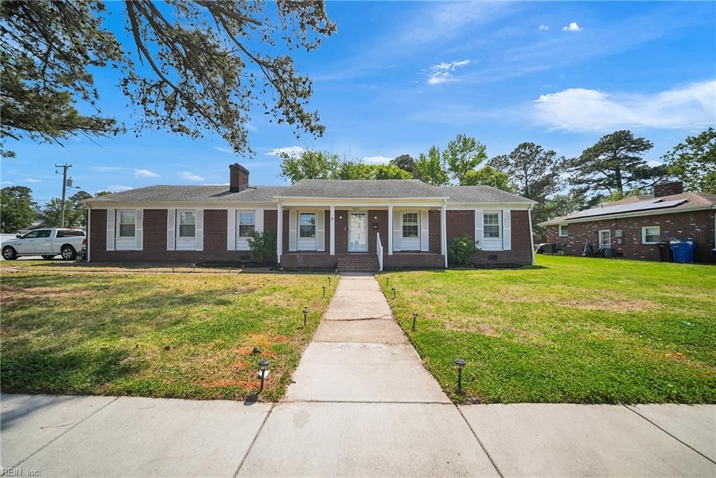 Photo of 1600 Great Bridge Boulevard, Chesapeake, VA 23320 (MLS # 10629995)