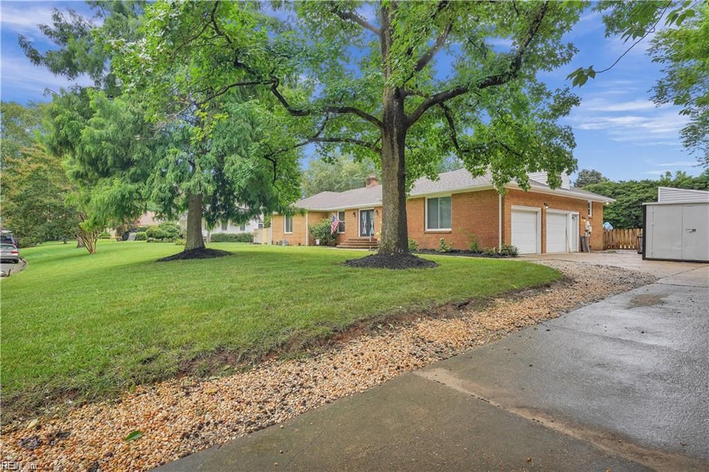 Photo of 1780 Valhalla Arch, Virginia Beach, VA 23454 (MLS # 10616956)