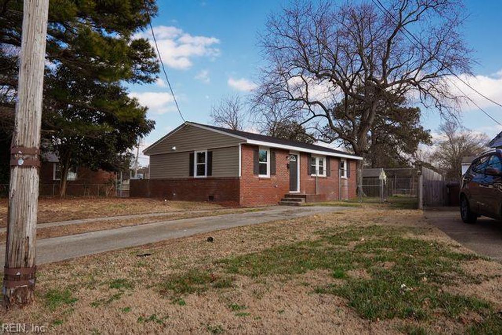 Photo of 503 Stalham Road, Chesapeake, VA 23325 (MLS # 10618351)