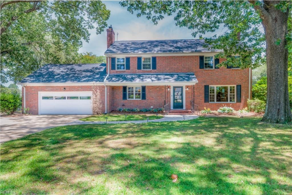 Photo of 5650 Shenandoah Avenue, Norfolk, VA 23509 (MLS # 10660078)