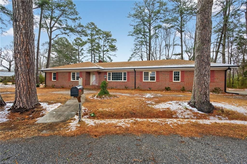 Photo of 1717 Colonial Avenue, Suffolk, VA 23434 (MLS # 10617779)