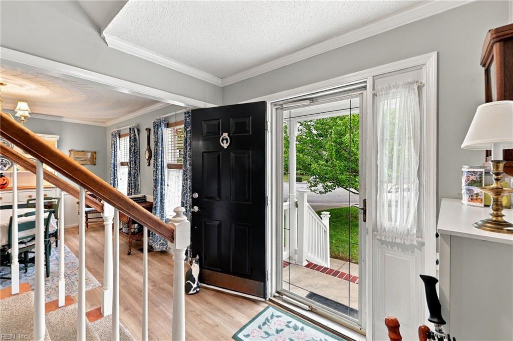 Photo of 808 Dolph Circle, Chesapeake, VA 23322 (MLS # 10658008)