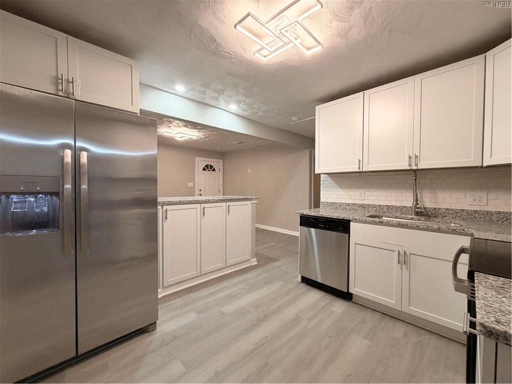 Photo of 7 N Colin Drive, Portsmouth, VA 23701 (MLS # 10615958)