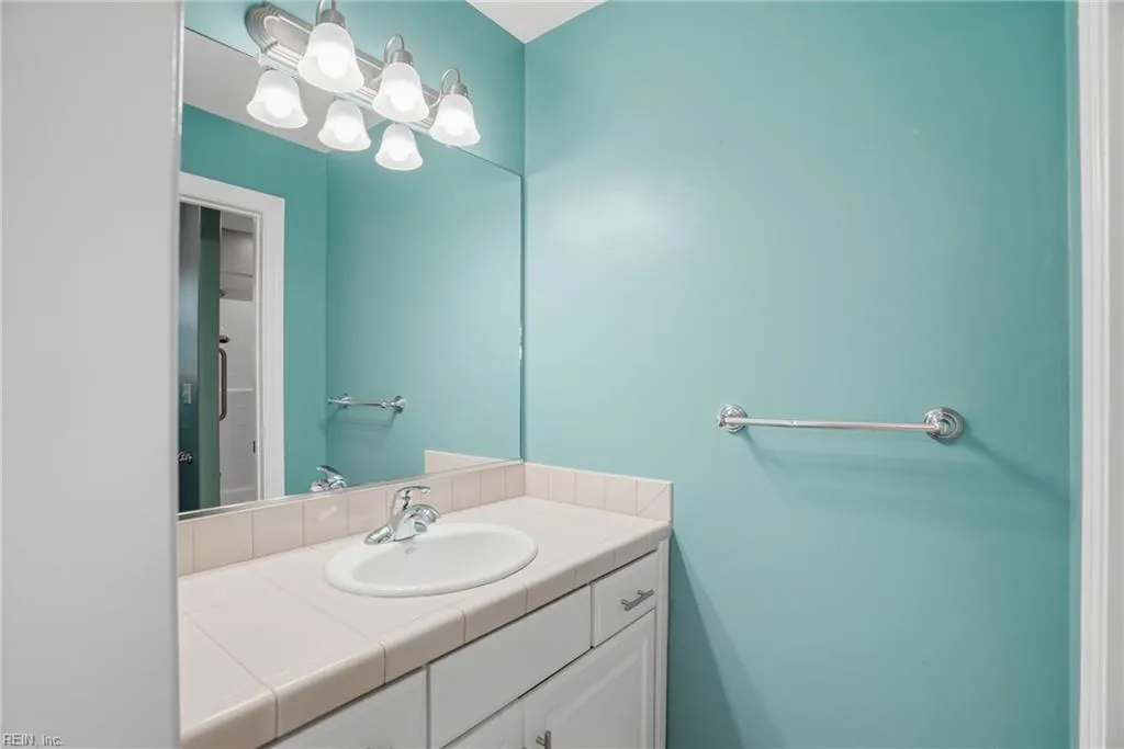 Virginia Beach, Virginia 23456, United States, 5 Bedrooms Bedrooms, ,4 BathroomsBathrooms,Residential,Active,254439