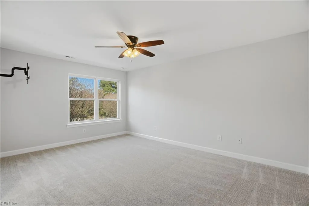 Virginia Beach, Virginia 23456, United States, 5 Bedrooms Bedrooms, ,4 BathroomsBathrooms,Residential,Active,254439