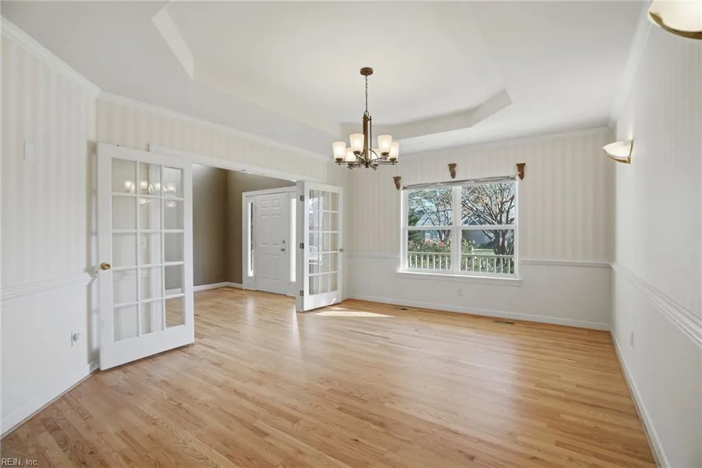 Virginia Beach, Virginia 23456, United States, 5 Bedrooms Bedrooms, ,4 BathroomsBathrooms,Residential,Active,254439