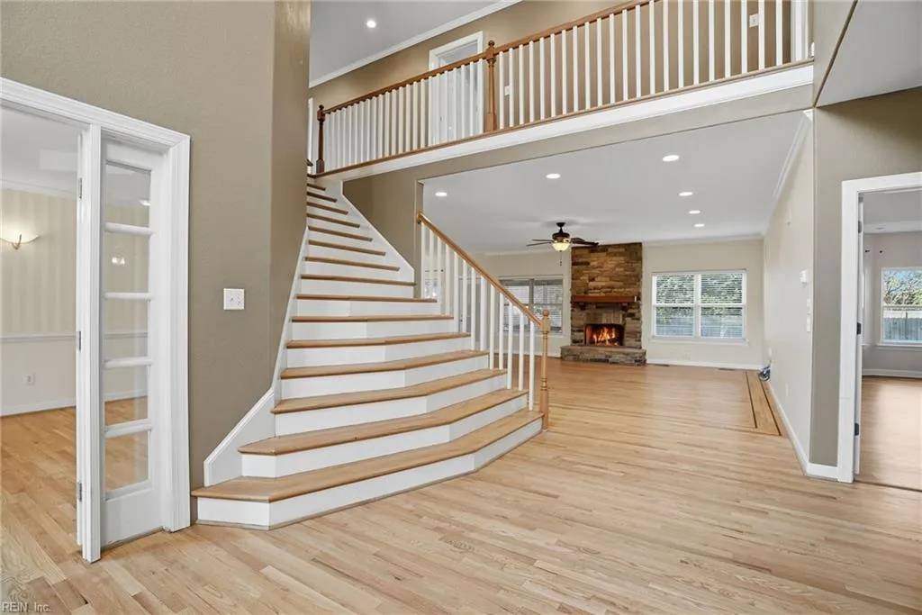 Virginia Beach, Virginia 23456, United States, 5 Bedrooms Bedrooms, ,4 BathroomsBathrooms,Residential,Active,254439