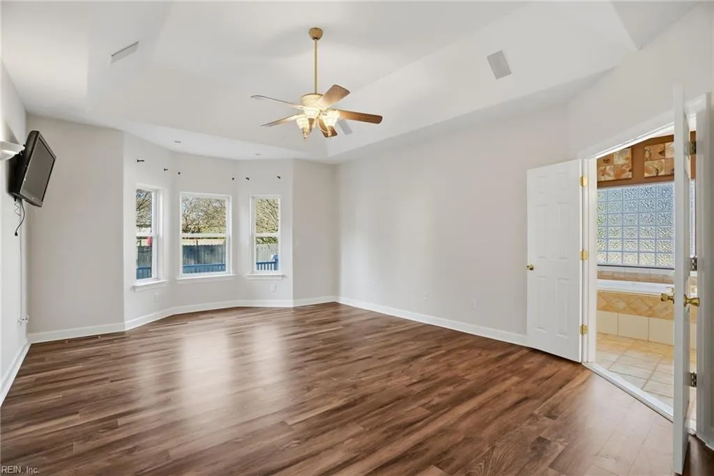 Virginia Beach, Virginia 23456, United States, 5 Bedrooms Bedrooms, ,4 BathroomsBathrooms,Residential,Active,254439