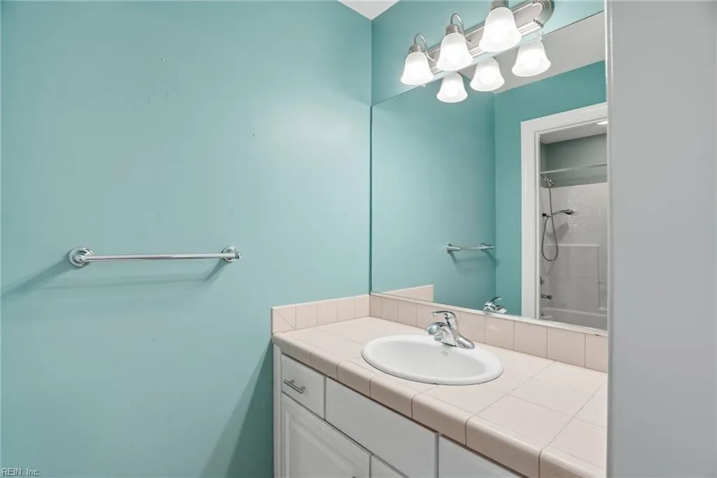 Virginia Beach, Virginia 23456, United States, 5 Bedrooms Bedrooms, ,4 BathroomsBathrooms,Residential,Active,254439