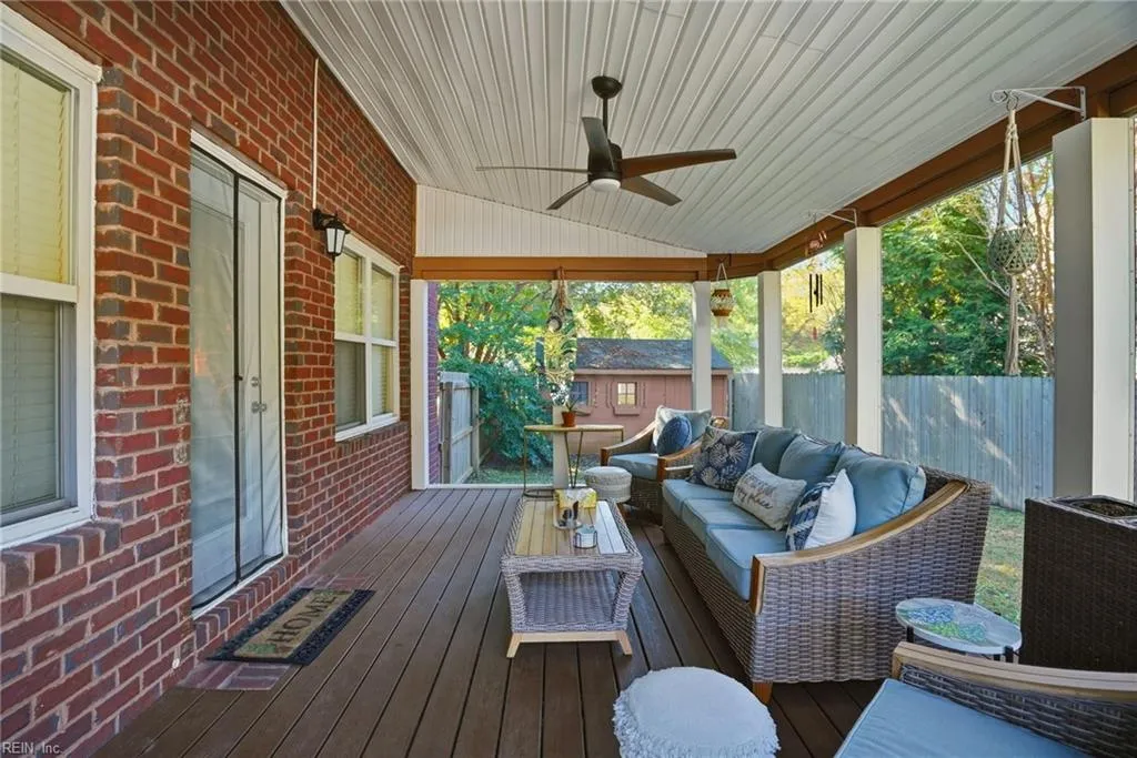 Virginia Beach, Virginia 23456, United States, 5 Bedrooms Bedrooms, ,4 BathroomsBathrooms,Residential,Active,254439