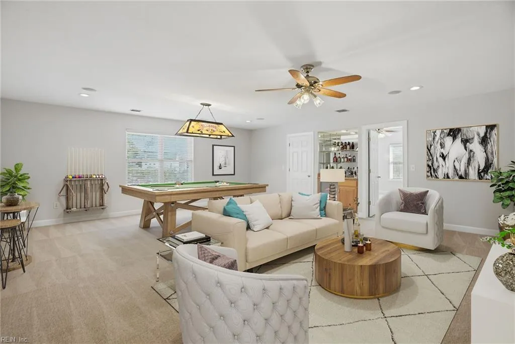 Virginia Beach, Virginia 23456, United States, 5 Bedrooms Bedrooms, ,4 BathroomsBathrooms,Residential,Active,254439