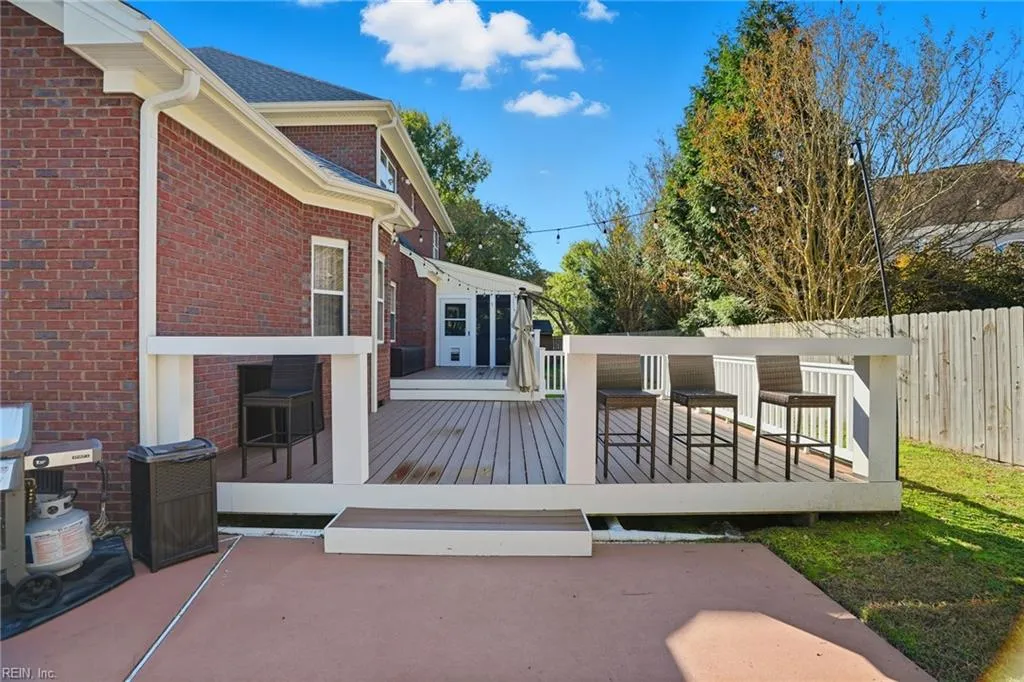 Virginia Beach, Virginia 23456, United States, 5 Bedrooms Bedrooms, ,4 BathroomsBathrooms,Residential,Active,254439